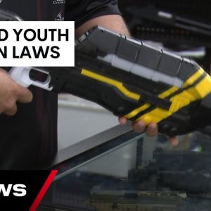 New QLD laws bar under 18s from buying knives and gel blasters | 7 News Australia