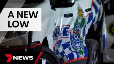 Teen thugs targets ambulances in Townsville | 7 News Australia